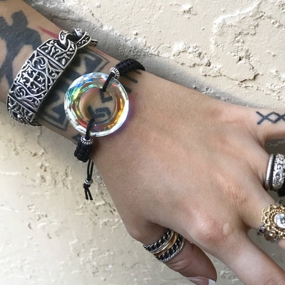 Crystal macrame bracelet .Genuine Swarovski crystal circle charm adjustable size - Picture 8 of 10